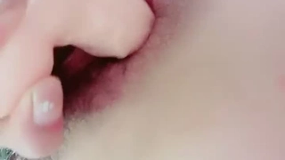 业余青少年参与懒散的口交和阴道性交