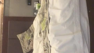 探岳X露脸大奶妹嫩奶遭狂揉