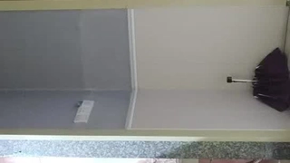 重磅绿播女神下海，颜值高的不像真人啊，像漫画里走出来的女神，还有牛奶巨乳，妙硬主角