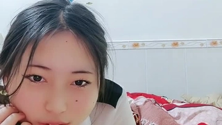 女主播吹拉弹唱