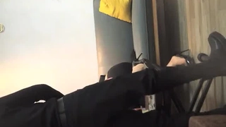 CSDN.NET可爱小萝莉自慰到要男人 我给找了一双1