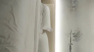 可愛女孩與男友直播